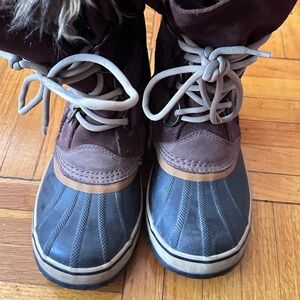 Sorel Waterproof snow boot